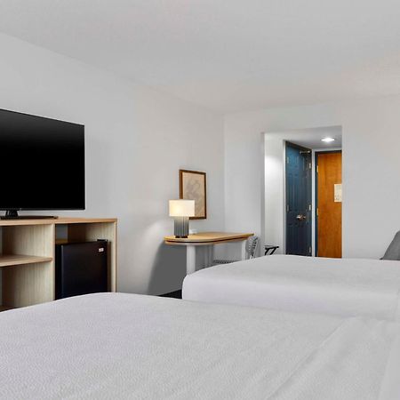 Spark By Hilton Greensboro Exterior foto