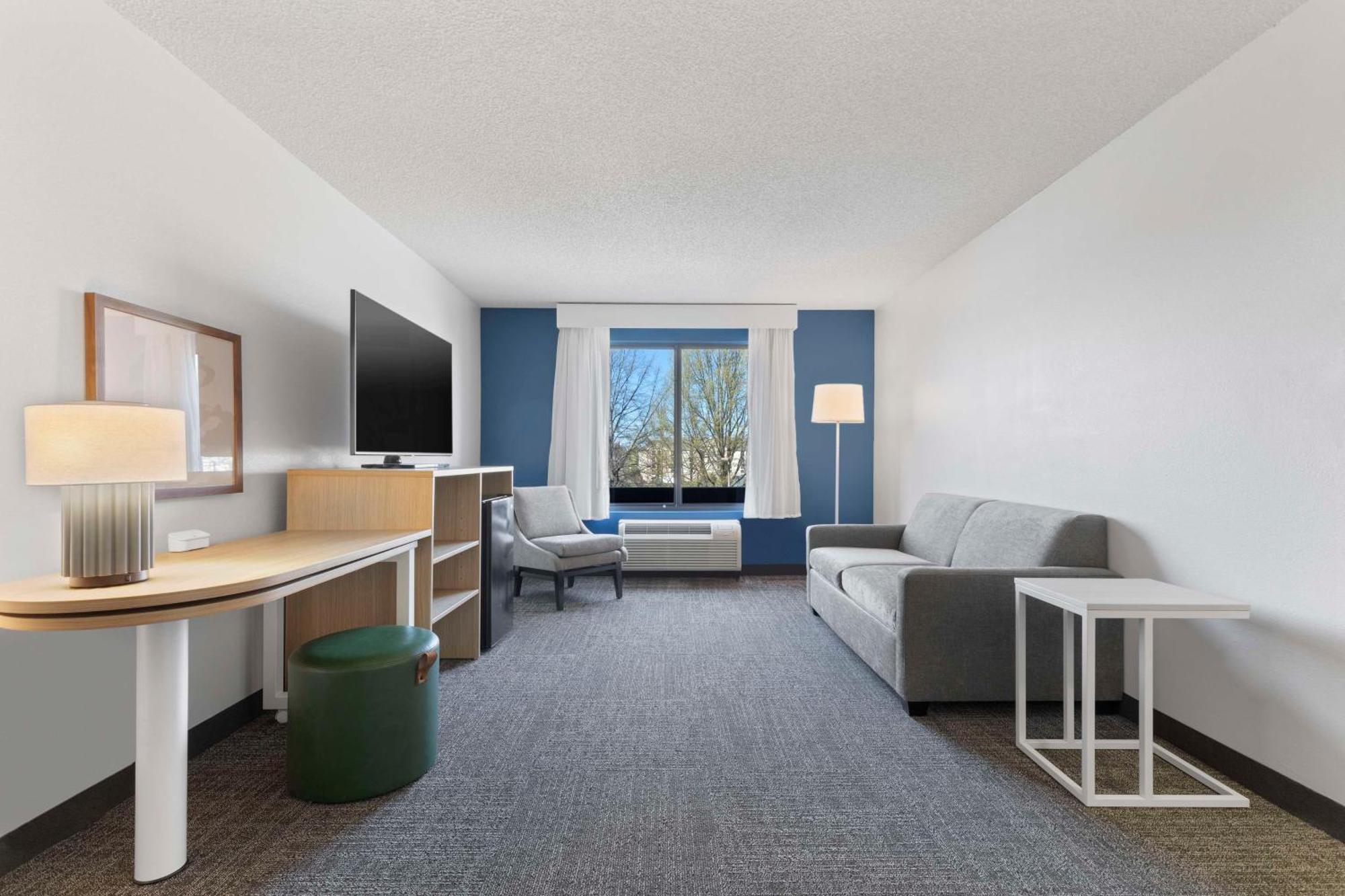 Spark By Hilton Greensboro Exterior foto
