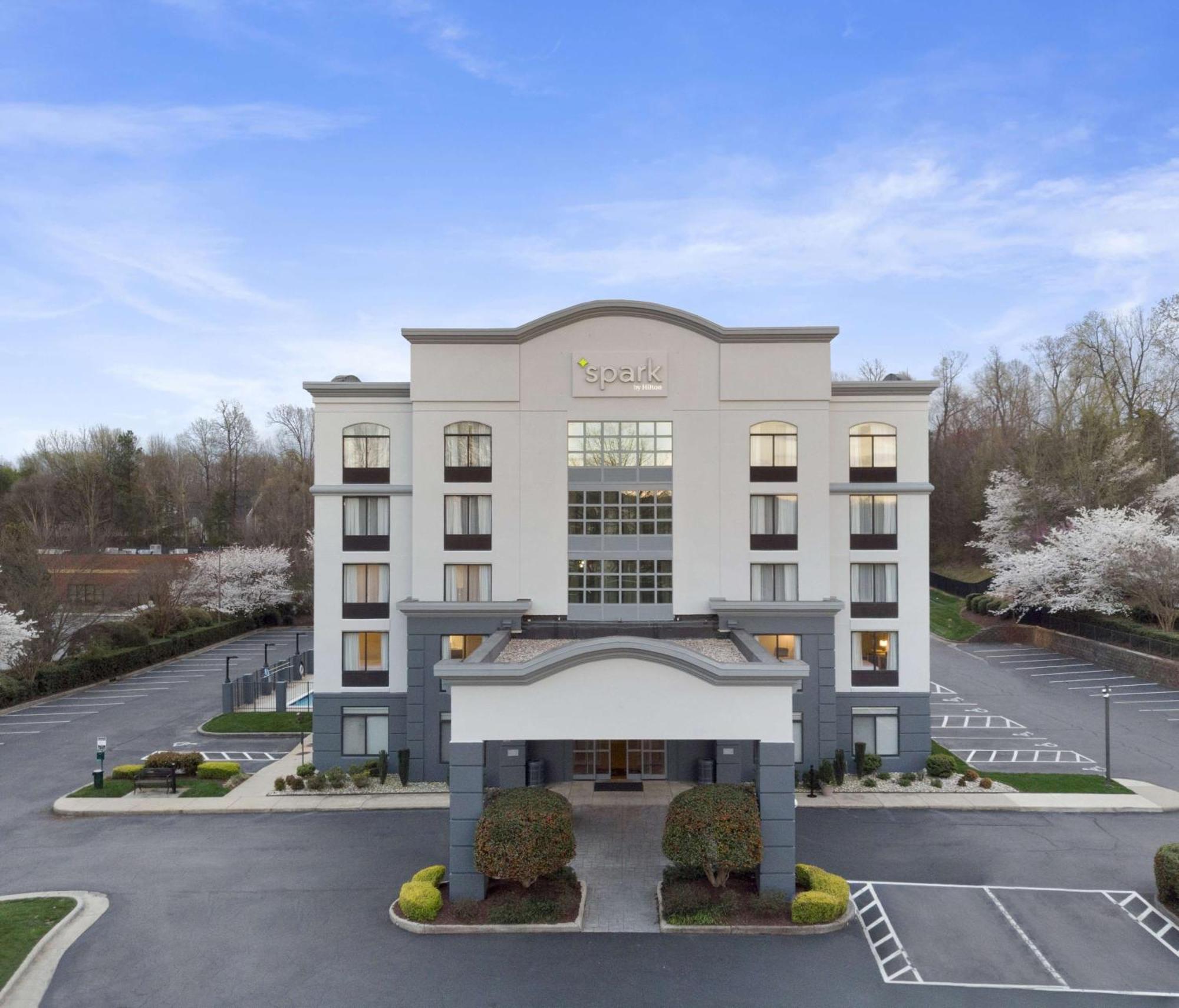 Spark By Hilton Greensboro Exterior foto