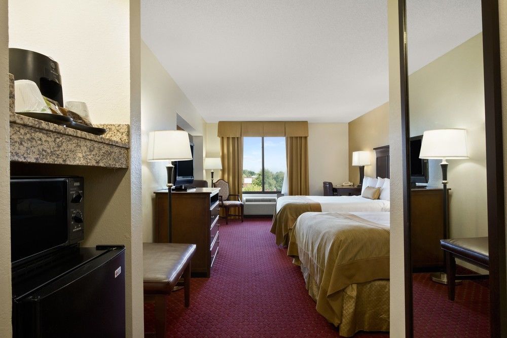 Spark By Hilton Greensboro Exterior foto
