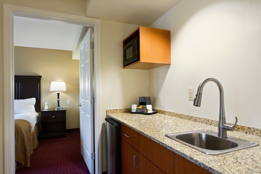 Spark By Hilton Greensboro Exterior foto